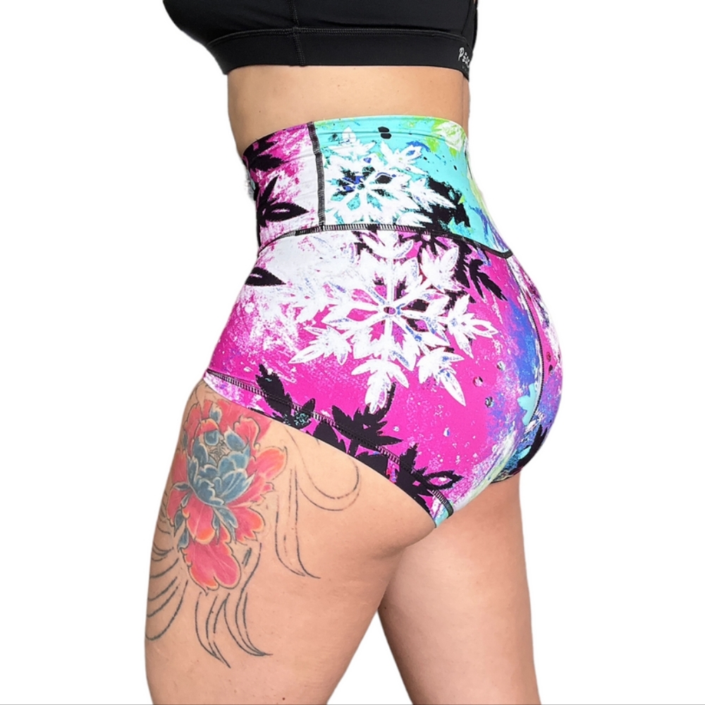 Peachy Athletic Stellar Snowflake Extra Peachy